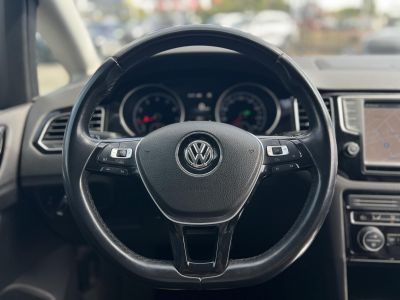 VOLKSWAGEN GOLF SPORTSVAN 1.4 TSI BMT Highline DSG Dokumentált előélet. barna bőrbelső. téli-nyári gumi garnitúra!
