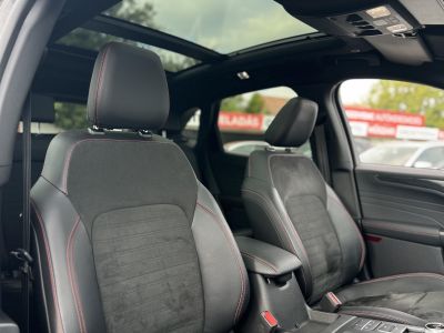 FORD KUGA 2.5 PHEV ST-Line X Graphite Tech Edition CVT