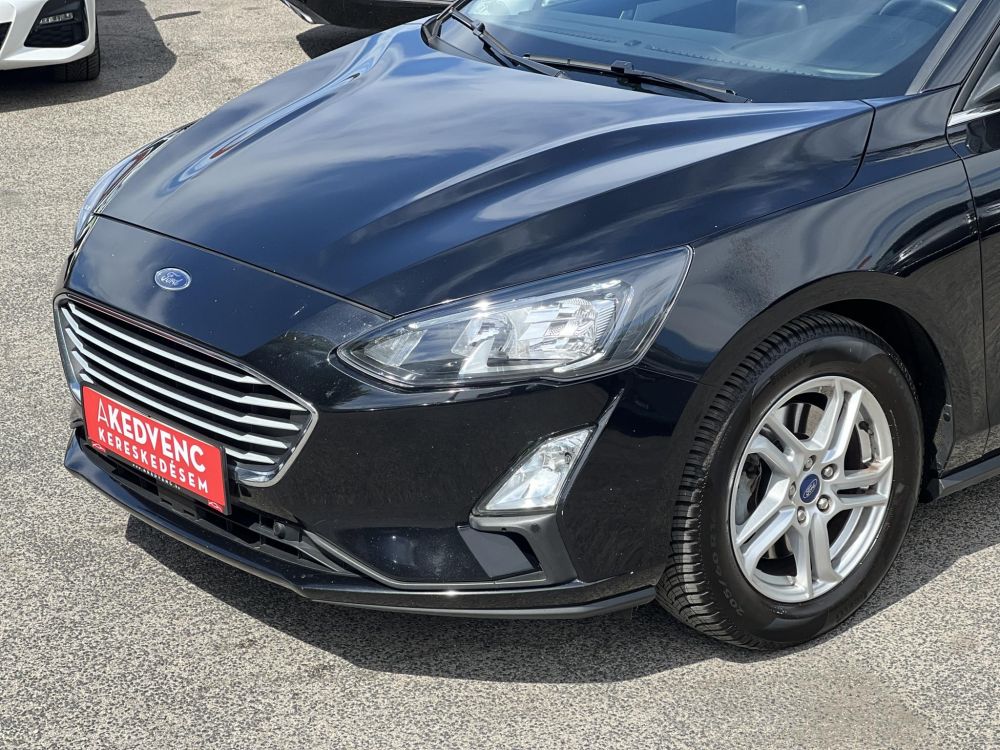 FORD FOCUS 1.0 EcoBoost Trend Magyarországi. Márkaszervizelt!