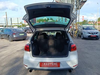VOLKSWAGEN GOLF VI 2.0 TSI GTI 210le. Napfénytető Klíma GTI felnik Kockás belső!