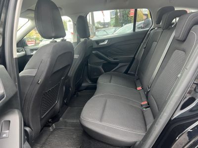 FORD FOCUS 1.0 EcoBoost Connected M.o.-i 1.tul. Márkaszervizelt! Carplay