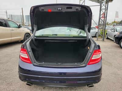 MERCEDES-BENZ C 300 Avantgarde (Automata) AMG 105e km. Tempomat Napfénytető Memória Bőr Ülésfűtés