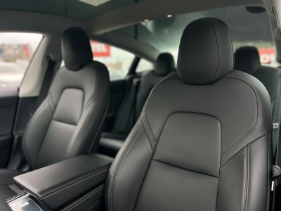 TESLA MODEL 3 RWD (Automata) 36e km. Ryzen. 19 sport felni. 2030-ig gyári garancia!