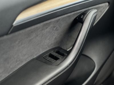 TESLA MODEL 3 Long Range AWD (Automata) 103e km. AMD Ryzen. mátrix LED. hőszivattyú. 2030-ig garanciális!
