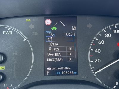 TOYOTA YARIS 1.5 Hybrid Comfort Tech e-CVT 103e km. ülésfűtés. kormányfűtés. kamera. sávtartó. digitklíma