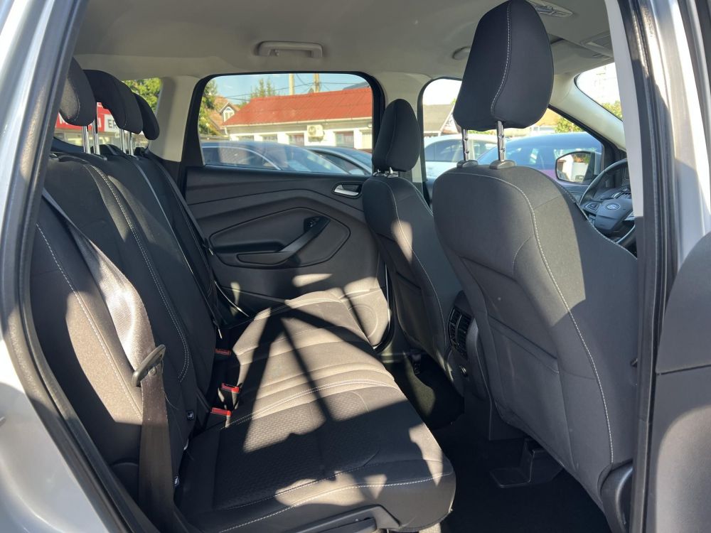 FORD KUGA 1.5 EcoBoost Business (Automata) 103e km. Magyarországi Tempomat Ülésfűtés Kormányfűtés Navi Parkradar