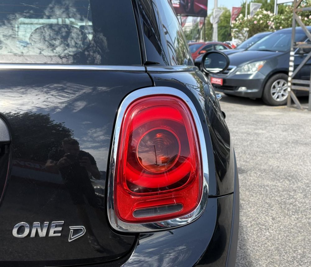 MINI MINI ONE 1.5D 70 KW (95LE) Faceliftes modell!