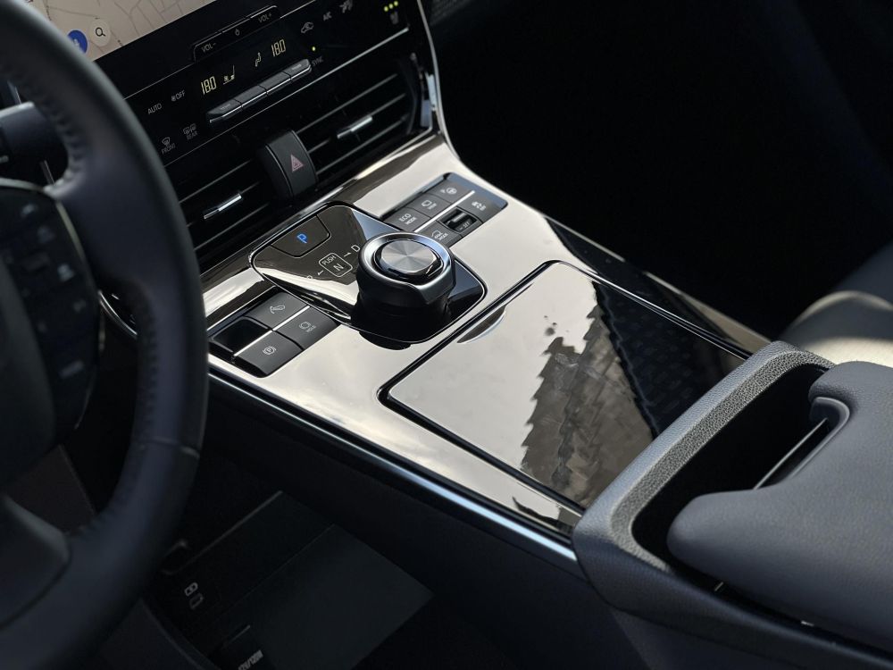 TOYOTA BZ4X Executive AWD 15e km. JBL. magas felszereltség!