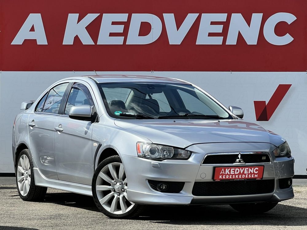 MITSUBISHI LANCER
