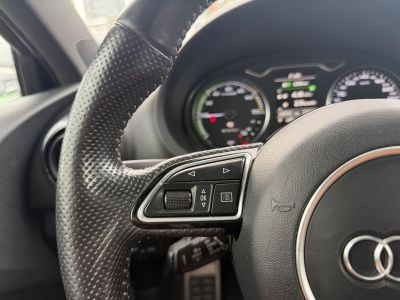 AUDI A3 Sportback 1.4 TFSI Ambiente S-tronic e-tron bang and olufsen. panoráma tető. 30km elektromos hatótáv. vezérlés cserélve!