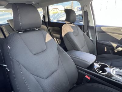 FORD S-MAX 2.0 TDCi Titanium Powershift Tiptronic 5 személyes Tempomat Klíma Vonóhorog F1 váltó!