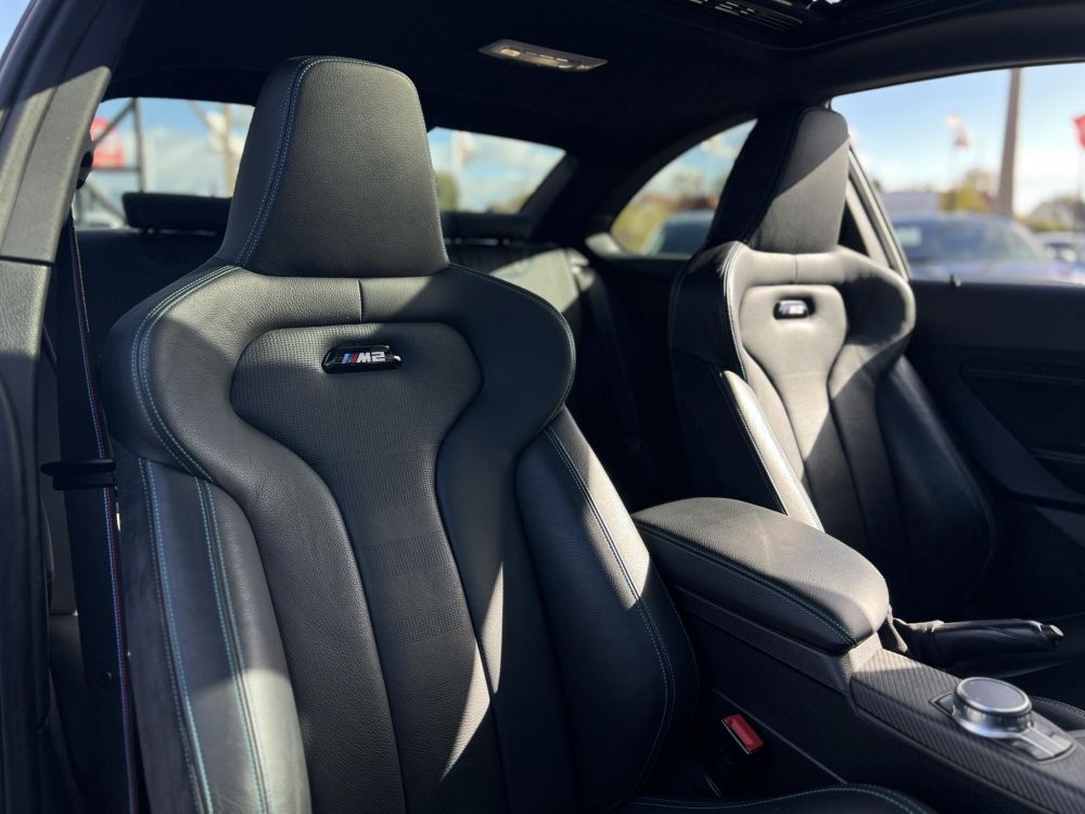 BMW M2 Competition DKG Tuningmentes. magas felszereltség. végig vezetett szervizkönyv. Apple carplay