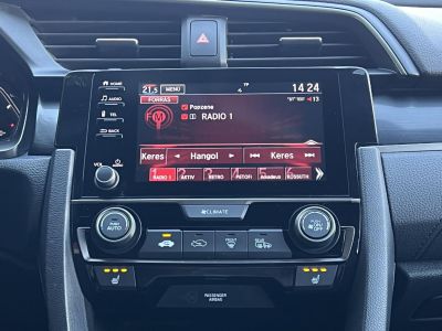 HONDA CIVIC 1.0 T Executive Sport Line 65e km. Magyarországi. 2 tulajdonos. Teljes szerviztörténet!
