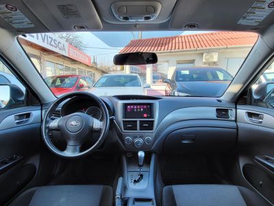 SUBARU IMPREZA 2.0 Sport (Automata) AWD Xenon Keyless Tempomat Ülésfűtés Kamera Vonóhorog Téli-nyári kerék