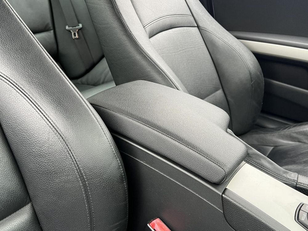 BMW 325i (Automata) Xenon Tempomat Ülésfűtés Bluetooth Navi PDC