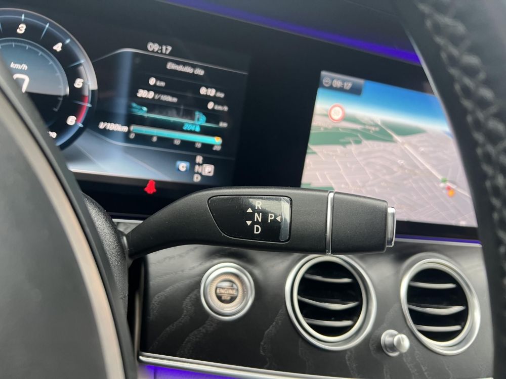 MERCEDES-BENZ E 220 d 9G-TRONIC 134e km. MAGYARORSZÁGI/WIDESCREEN/LED/KAMERA/CARPLAY!