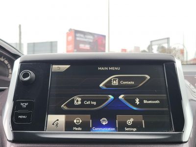 PEUGEOT 2008 1.6 e-HDi Active 98e km. Tempomat Klíma Bluetooth Tolatóradar