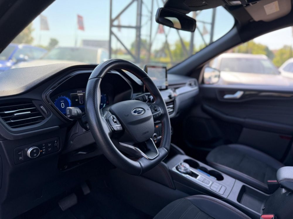 FORD KUGA 2.5 PHEV ST-Line CVT LED fényszórók. napfénytető. kamera. vonóhorog. CARPLAY!