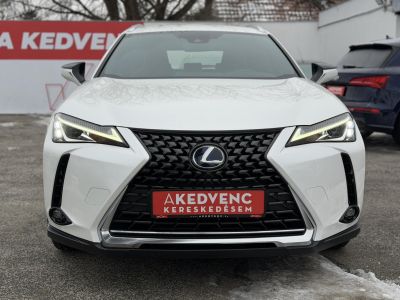 LEXUS UX 250h Comfort CVT 113e km. LED Tempomat Navi Sávtartó Bluetooth Kamera Keyless