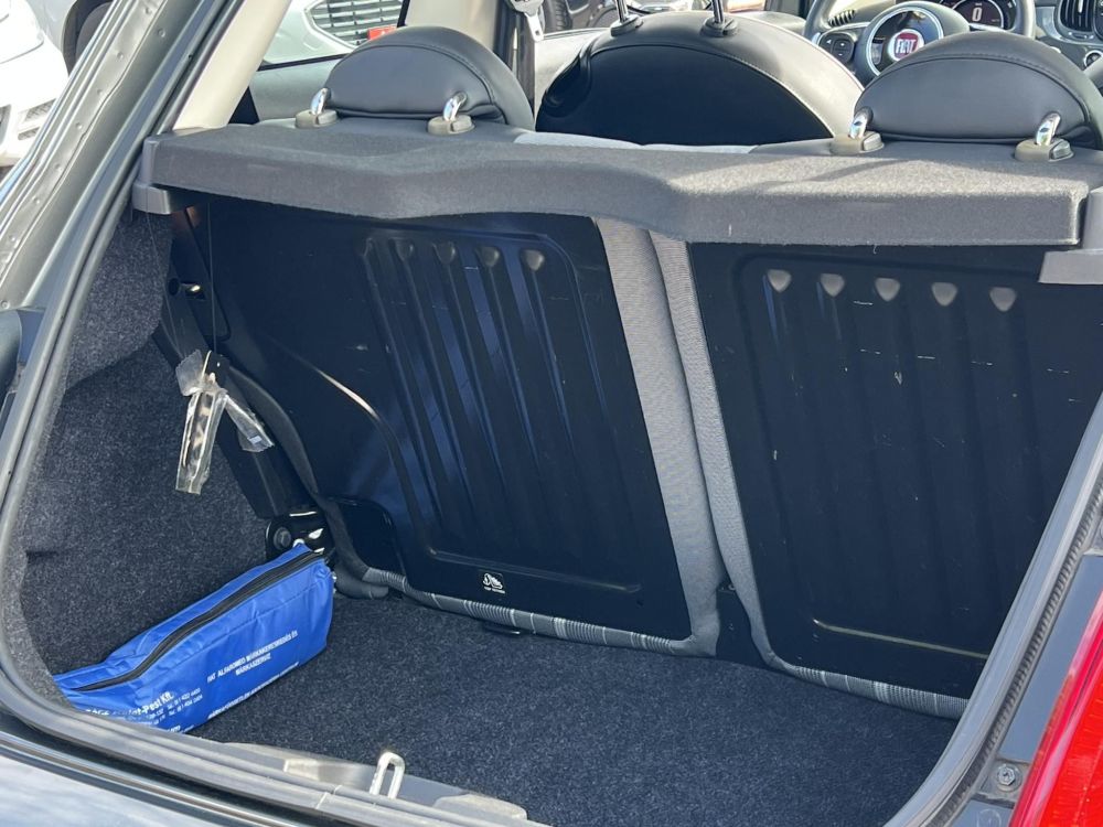 FIAT 500 500C 1.2 8V Lounge Dualogic 51e km. M.o.-i. Automata. Gyári fényezés. Végig vezetett szervizkönyv!