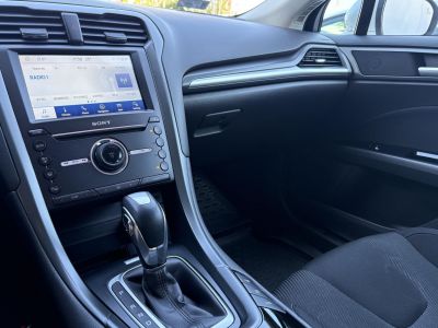 FORD MONDEO 2.0 HEV Titanium (Automata) Rendszeresen karbantartott Garanciális váltó!