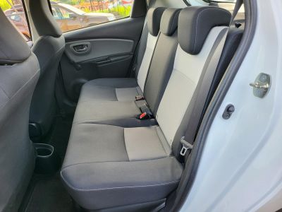 TOYOTA YARIS 1.5 Hybrid Comfort Style e-CVT 121e km. Digitklíma Kamera Bluetooth Sávváltó