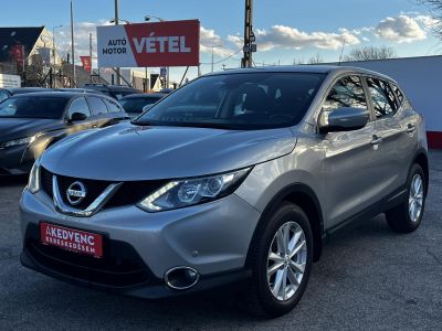 NISSAN QASHQAI 1.6 dCi Tekna 4WD 119e km. LED Tempomat Bluetooth Digitklíma MEGKÍMÉLT állapot!