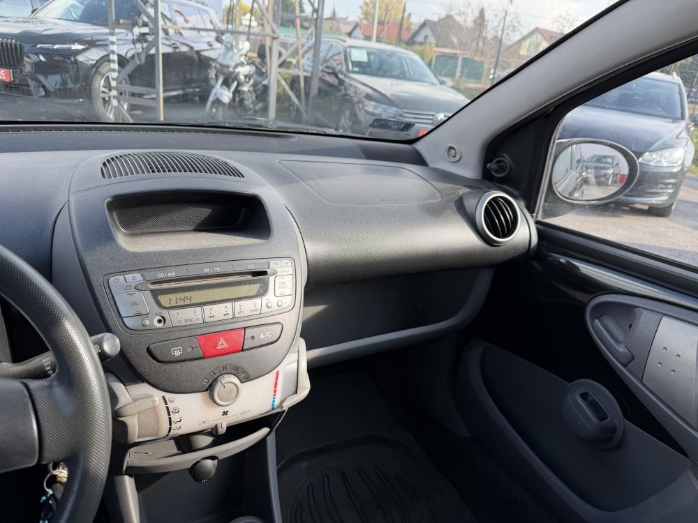 TOYOTA AYGO 1.0 AC Klíma