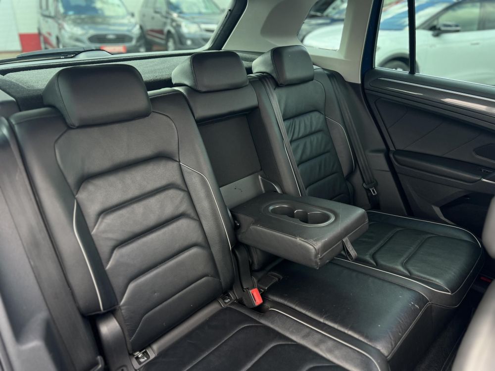 VOLKSWAGEN TIGUAN 2.0 TDI BMT SCR Highline 4Motion DSG Dynaudio. virtual cockpit. memória. head-up. bőrbelső. vezérlés cserélve!