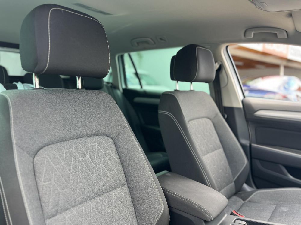 VOLKSWAGEN PASSAT VIII Variant 2.0 TDI SCR Business DSG Masszázs ülés. Carplay