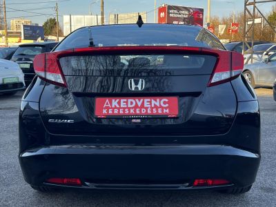 HONDA CIVIC 1.4 Comfort M.o-i. Klíma Tempomat Bluetooth Márkaszervizelt!