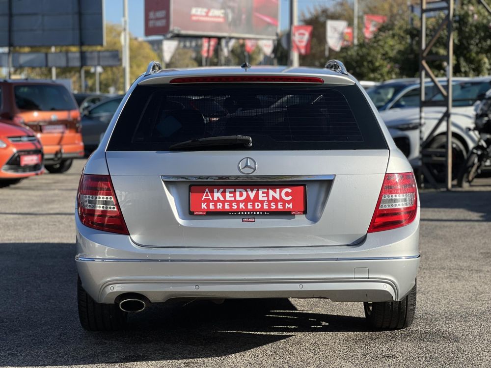 MERCEDES-BENZ C 250 T BlueEFFICIENCY Avantgarde (Automata) FACELIFT. Teljes szerviztörténet. vezérlés cserélve!