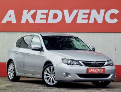 SUBARU IMPREZA 2.0 Sport (Automata) AWD Xenon Keyless Tempomat Ülésfűtés Kamera Vonóhorog Téli-nyári kerék