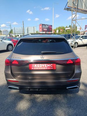 MERCEDES-BENZ E 300 e T 9G-TRONIC Plug-in hybrid 4D Burmester hifi! 3DX2 kijelző! Panoráma tető!Masszázs ülések 4X!
