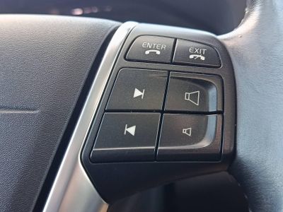 VOLVO V70 2.0 D [D3] Momentum Napfénytető Klíma Tempomat Bluetooth Bőr belső!