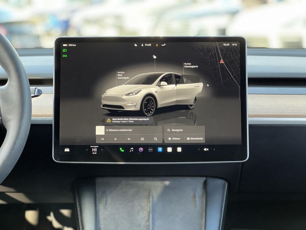 TESLA MODEL Y Performance AWD (Automata) 63e km. AMD Ryzen. mátrix LED. hőszivattyú. garanciális 2030-ig!
