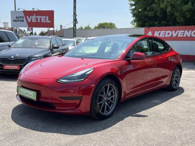 TESLA MODEL 3 Standard Range Plus Aut 88e km. GYÖNYÖRŰ facelift. mátrix LED. garanciális!