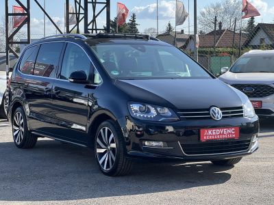 VOLKSWAGEN SHARAN 2.0 TDI BMT SCR Highline DSG [7 személy] Dynaudio. ülésmemória. Carplay. pano. vonóhorog. kamera. stb