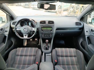 VOLKSWAGEN GOLF VI 2.0 TSI GTI 210le. Napfénytető Klíma GTI felnik Kockás belső!