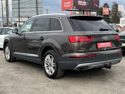 AUDI Q7 3.0 V6 TDI quattro Tiptronic ic M.o.i. 1.tul. rendszeresen karbantartott. vezérlés cserélve!