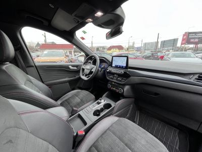 FORD KUGA 2.5 FHEV ST-Line X Graphite Tech Edition CVT M.o.-i. 1.tul. Bang & Olufsen Hifi