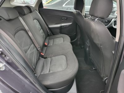 KIA CEE'D SW 1.6 CRDI LX Klíma Tempomat Navi Bluetooth Szervizelt!