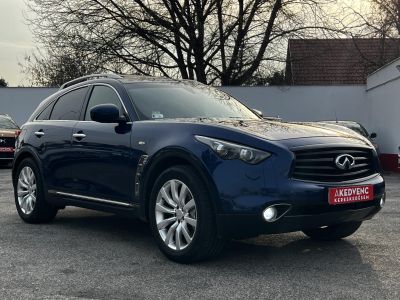 INFINITI QX70 QX70S 3.7 V6 Premium (Automata) EU6 105e km. Tempomat 360 kamera BOSE Téli-nyári garnitúra!
