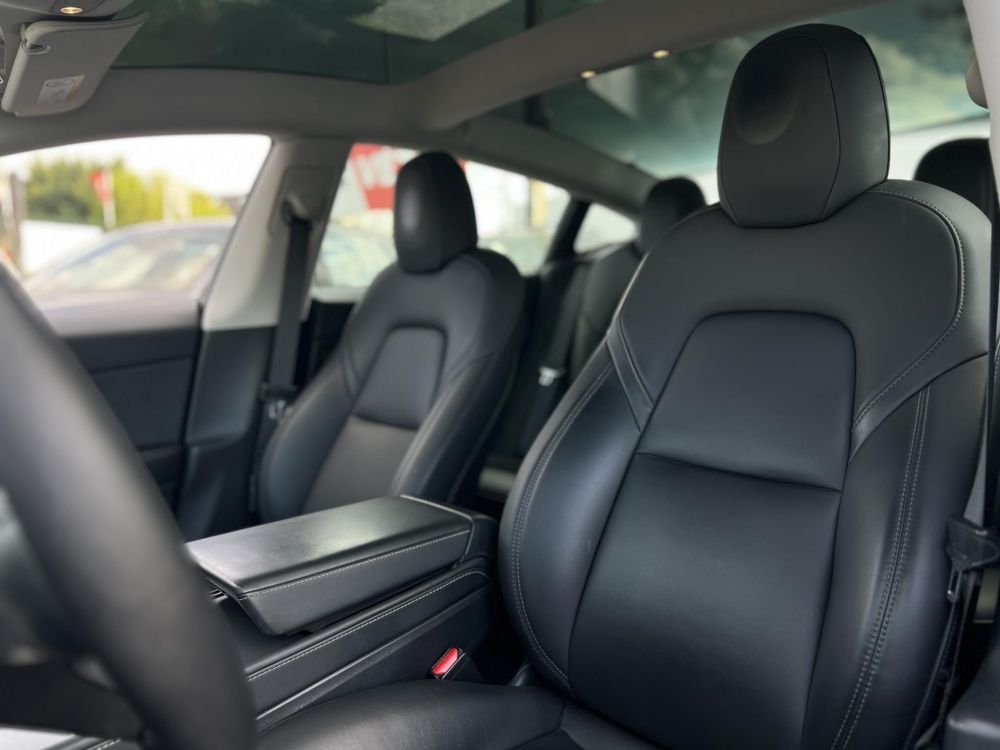 TESLA MODEL 3 Long Range AWD (Automata) Gyári akku és hajtásgarancia!