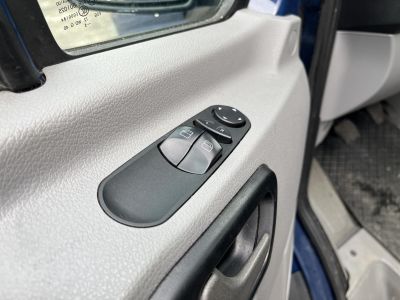 MERCEDES-BENZ SPRINTER 316 CDI 906.633.13 Kamera Ülésfűtés Vonóhorog Tolatóradar Bi-xenon Állófűtés