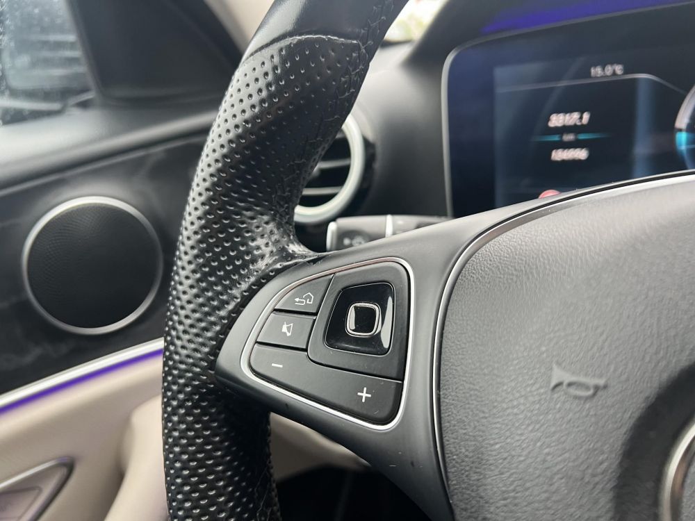 MERCEDES-BENZ E 220 d 9G-TRONIC 134e km. MAGYARORSZÁGI/WIDESCREEN/LED/KAMERA/CARPLAY!