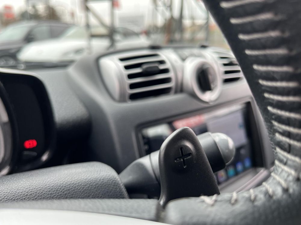 SMART FORTWO CABRIO 1.0 Pure Softip Kormányváltó. ülésfűtés. téli-nyári kerékszett