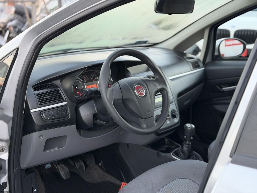 FIAT LINEA 1.4 8V Active (EU5) M.o.-i. 1.tul. klíma. vonóhorog. 4 évszakos gumik!