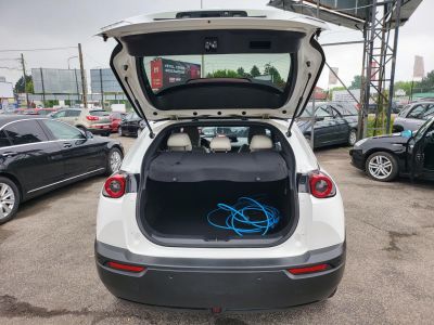 MAZDA MX-30 35,5kWh e-Skyactiv Advantage 14e km. LED Holttér HUD Kamera Keyless Ülésfűtés