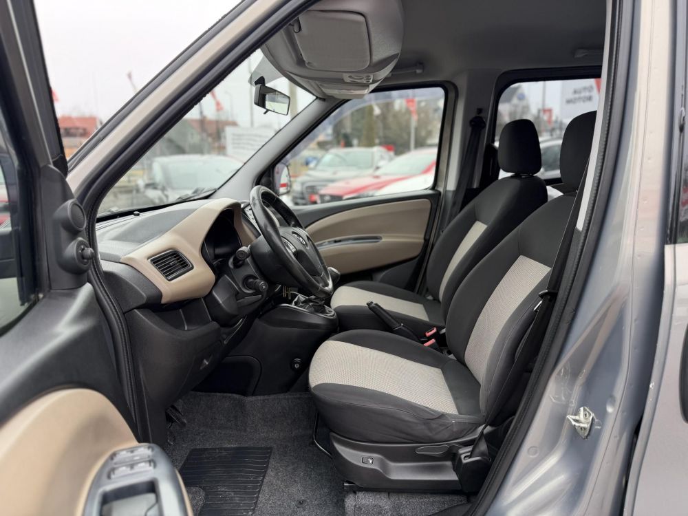 OPEL COMBO 1.6 CDTI L1H1 Enjoy 7 személyes M.o.-i. 1.tul. Márkaszervizelt. Téli-nyári kerék garnitúra!